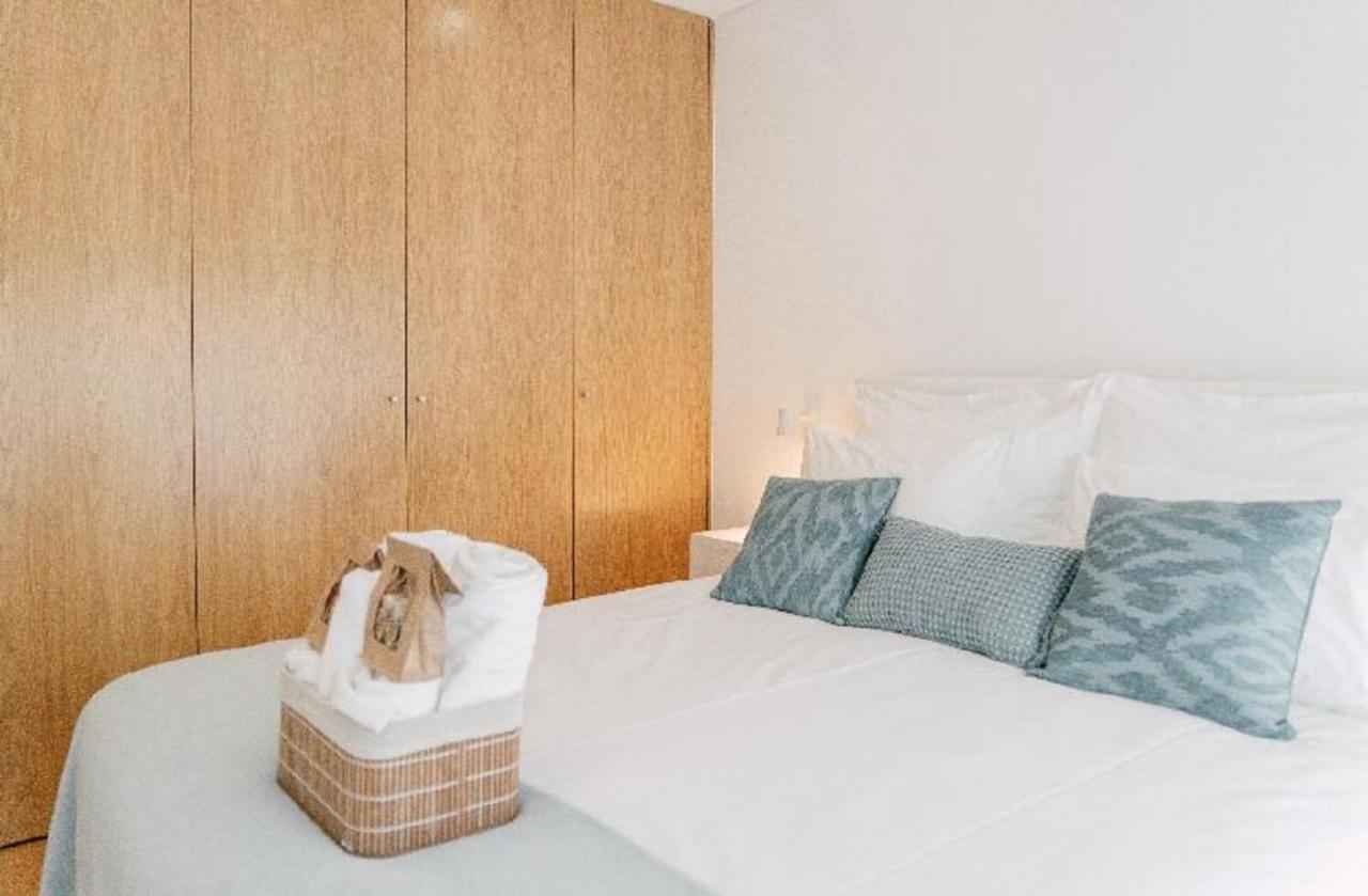 Oporto Yellow Apartments ภายนอก รูปภาพ