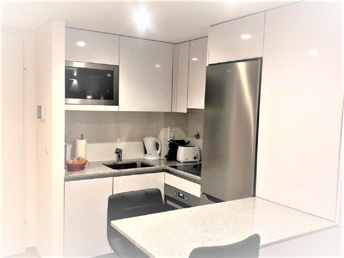 Oporto Yellow Apartments ภายนอก รูปภาพ