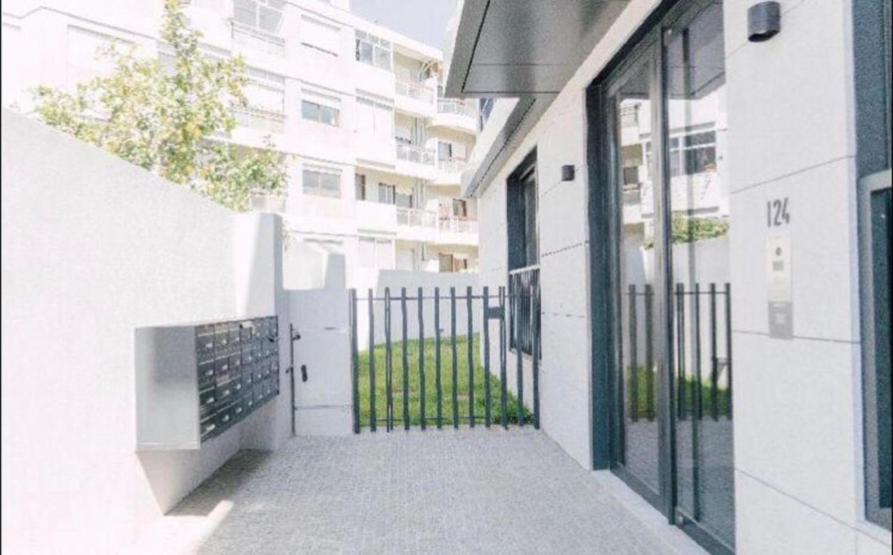 Oporto Yellow Apartments ภายนอก รูปภาพ