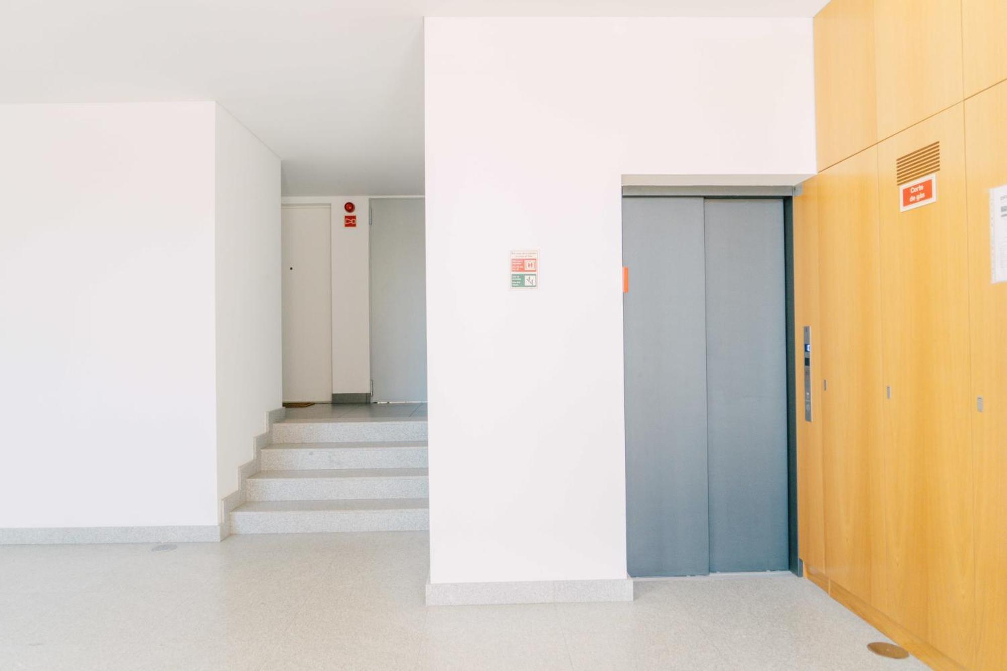 Oporto Yellow Apartments ภายนอก รูปภาพ